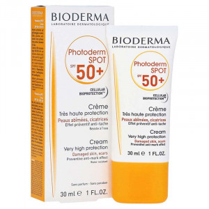 کرم ضد آفتاب فتودرم اسپات SPF50 بایودرما ۳۰ میلی لیتر